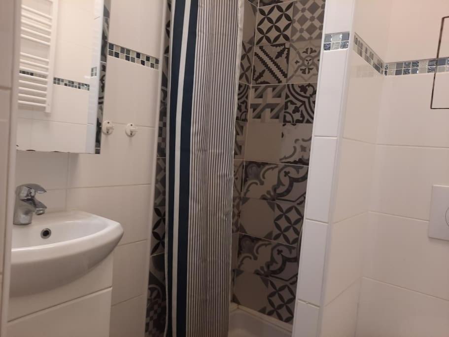 *les Dunes, 50 M Des Plages, Clim, Netflix,4 Pers* Appartement *